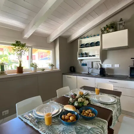 Apartment Appartamento Colazza *
